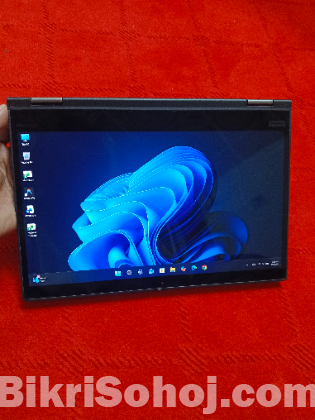 Lenovo Thinkpad x390 core i5 touchscreen
